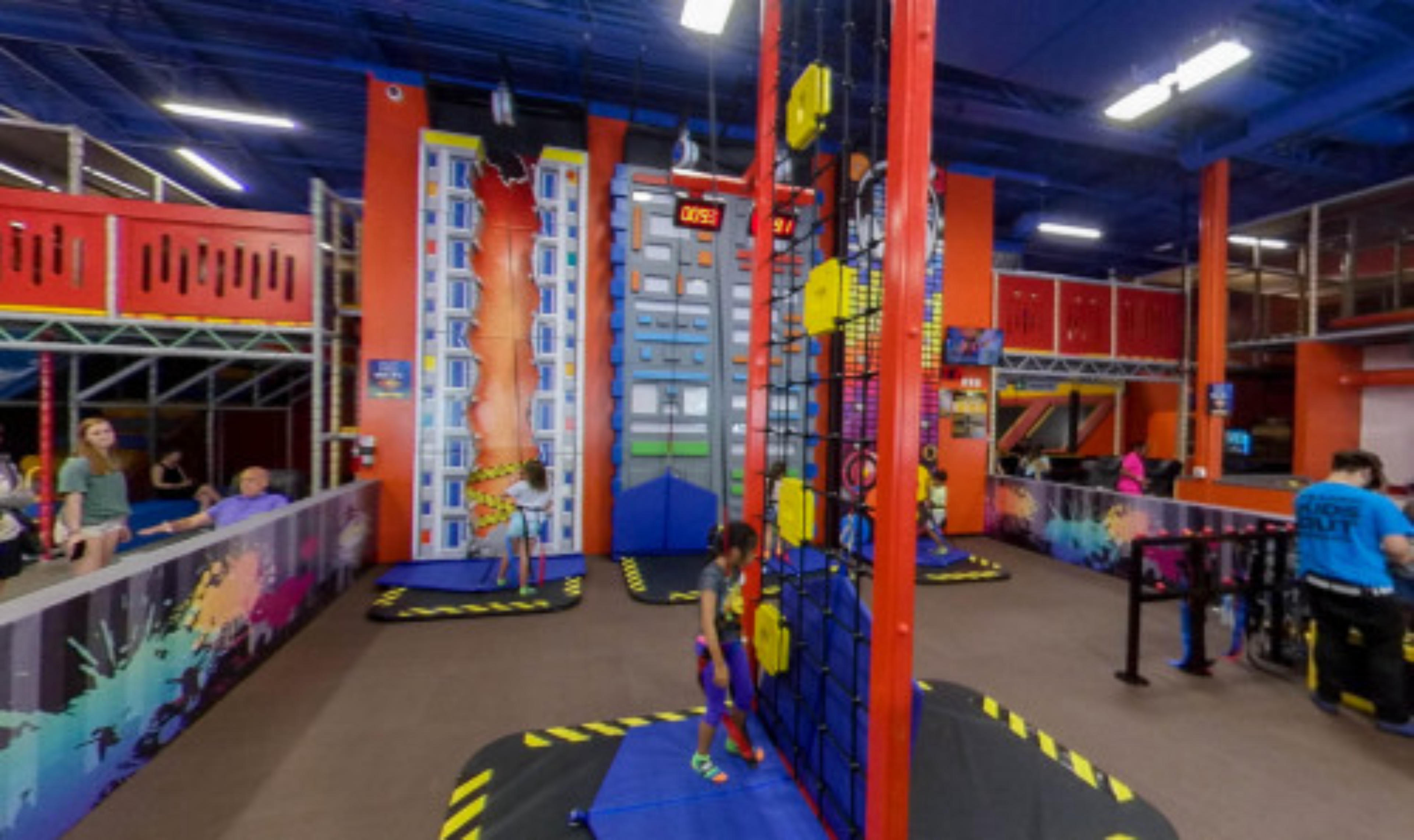 Uptown Jungle Fun Park, Las Vegas, USA virtual tour preview