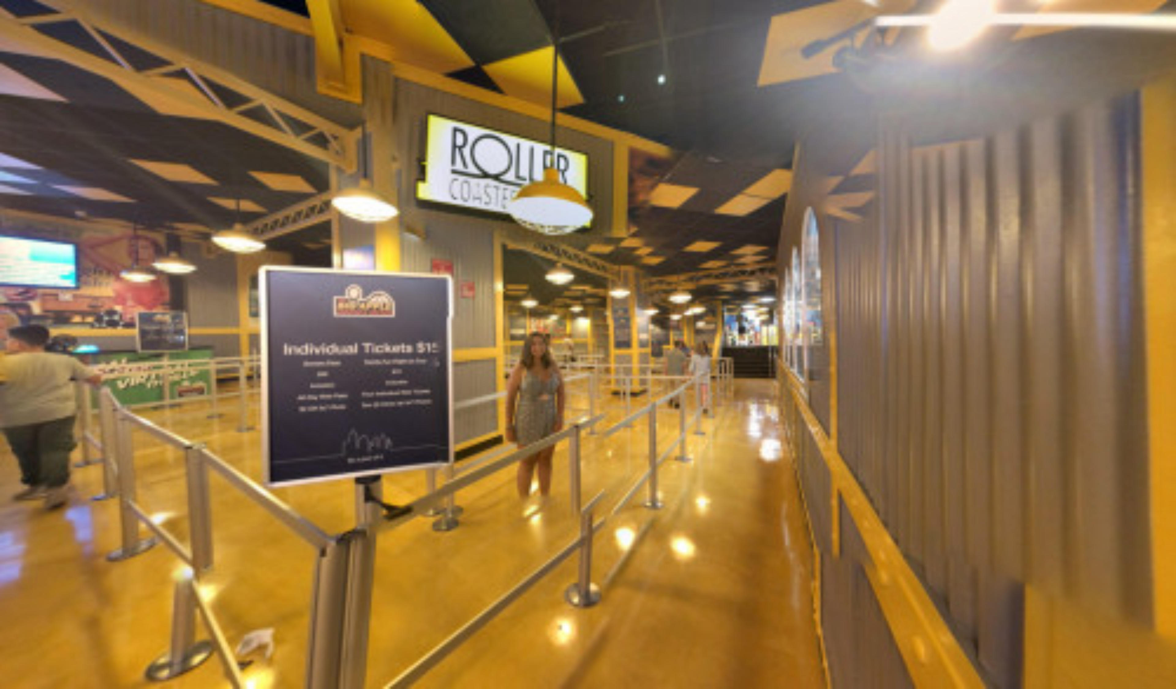 Big Apple Rollercoaster, Las Vegas, USA virtual tour preview