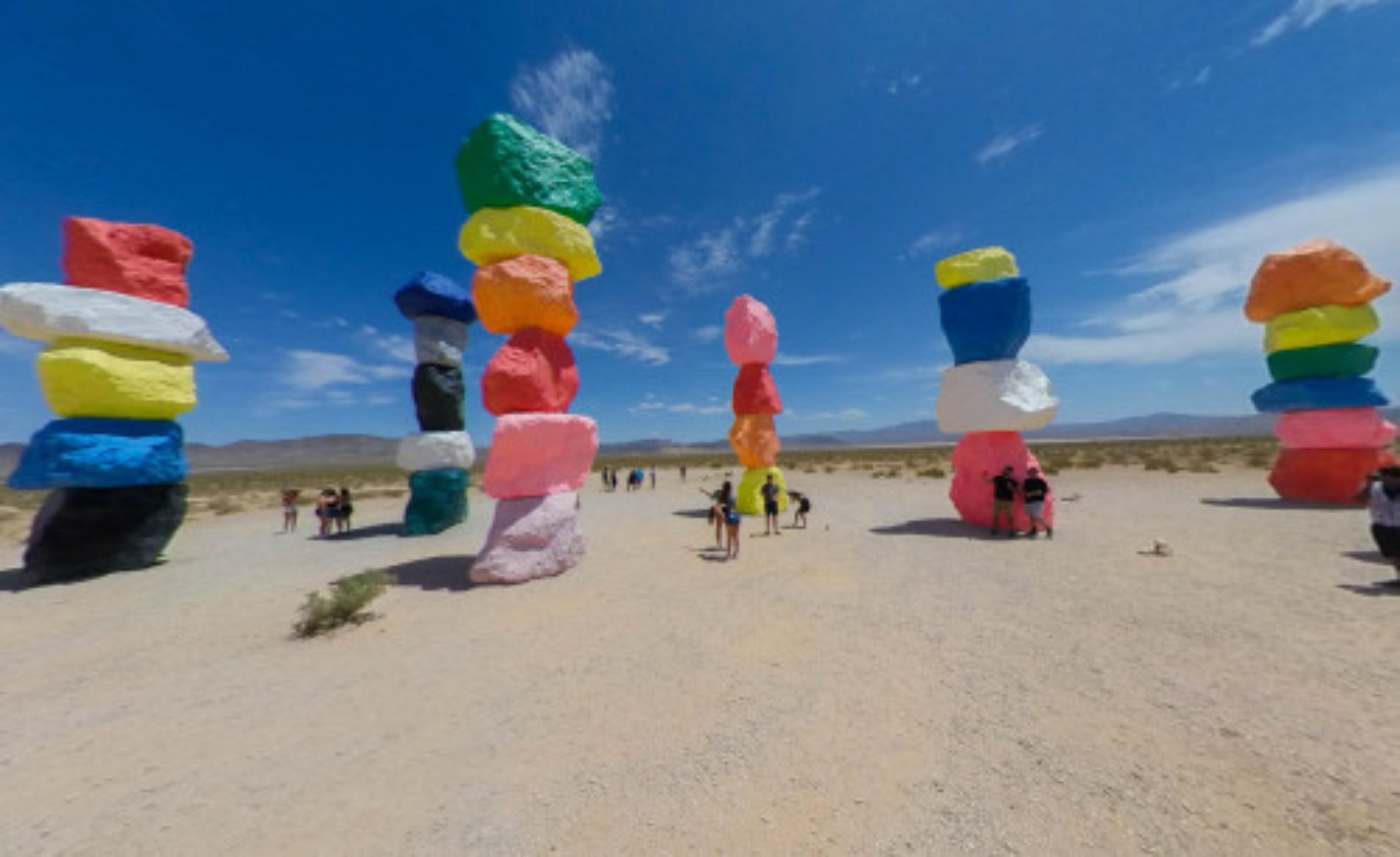 Seven Magic Mountains, Las Vegas, USA virtual tour preview